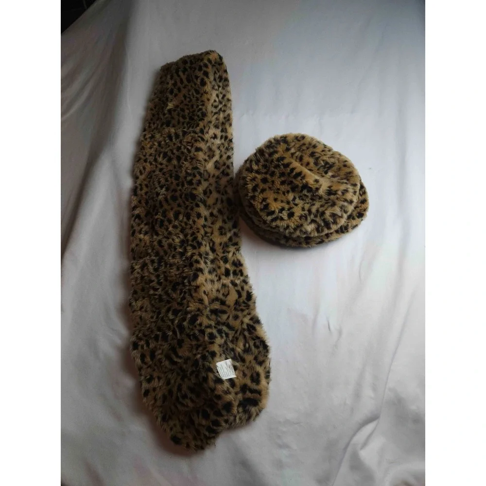 Unbranded Leopard Scarf Set Womens One Size Brown Faux Fur Winter Animal Print